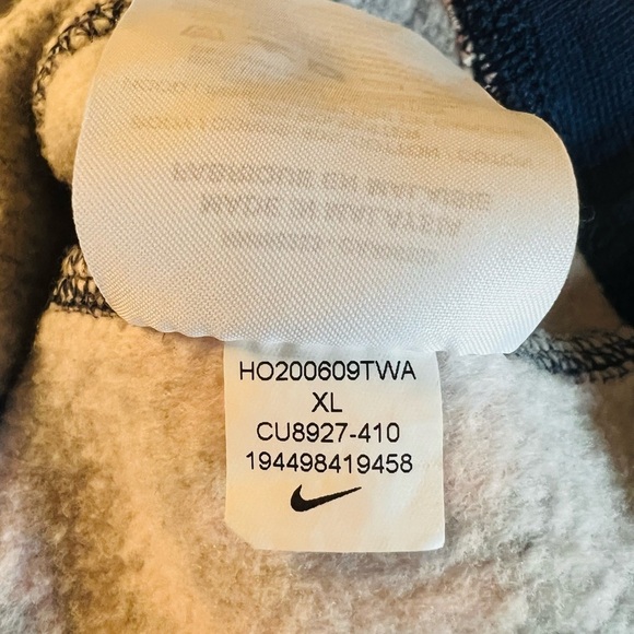 Nike Boys Size XL Blue Abstract Graphic Hoodie with Orange Accents - Picture 5 of 9